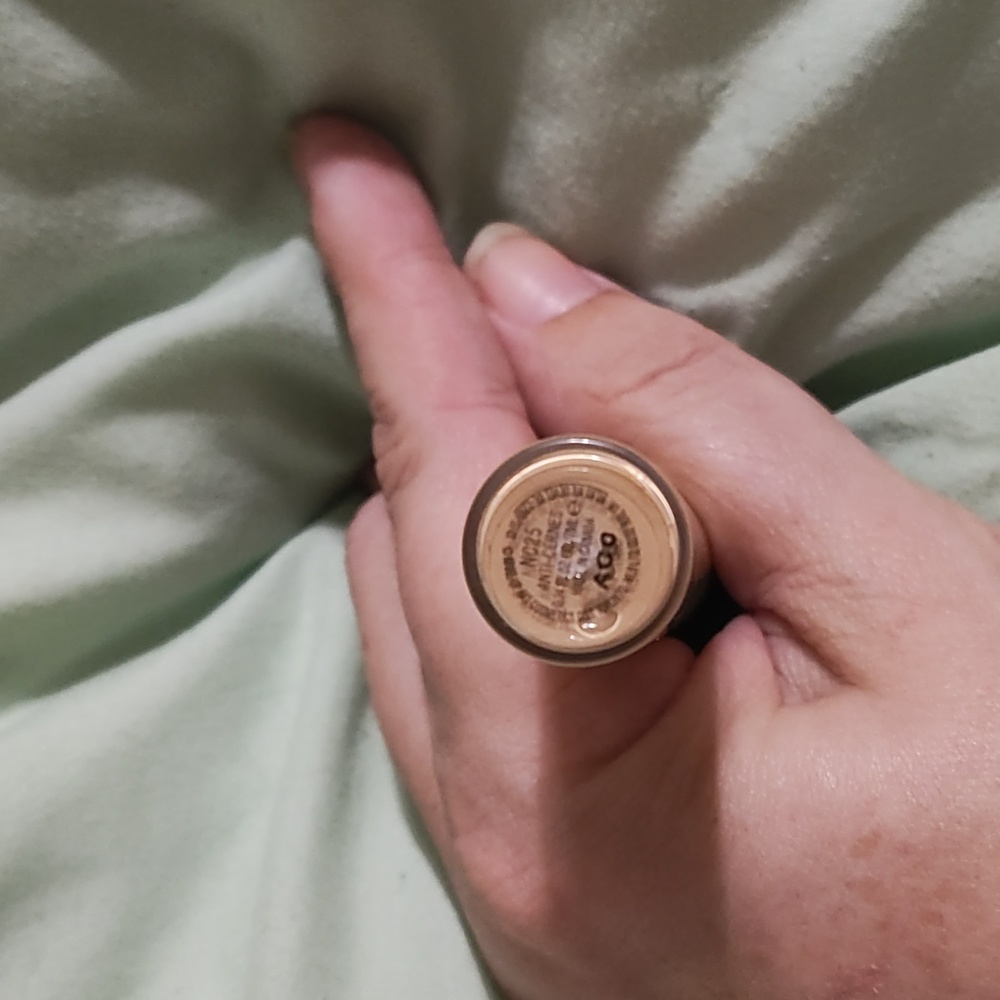 Mac concealer - Picture 5 of 6